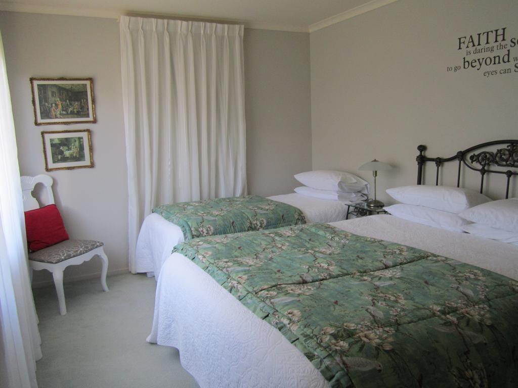 Be My Guest Bed & Breakfast New Plymouth Habitación foto